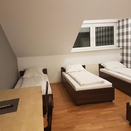 Duszka Hostel Warschau Buitenkant foto