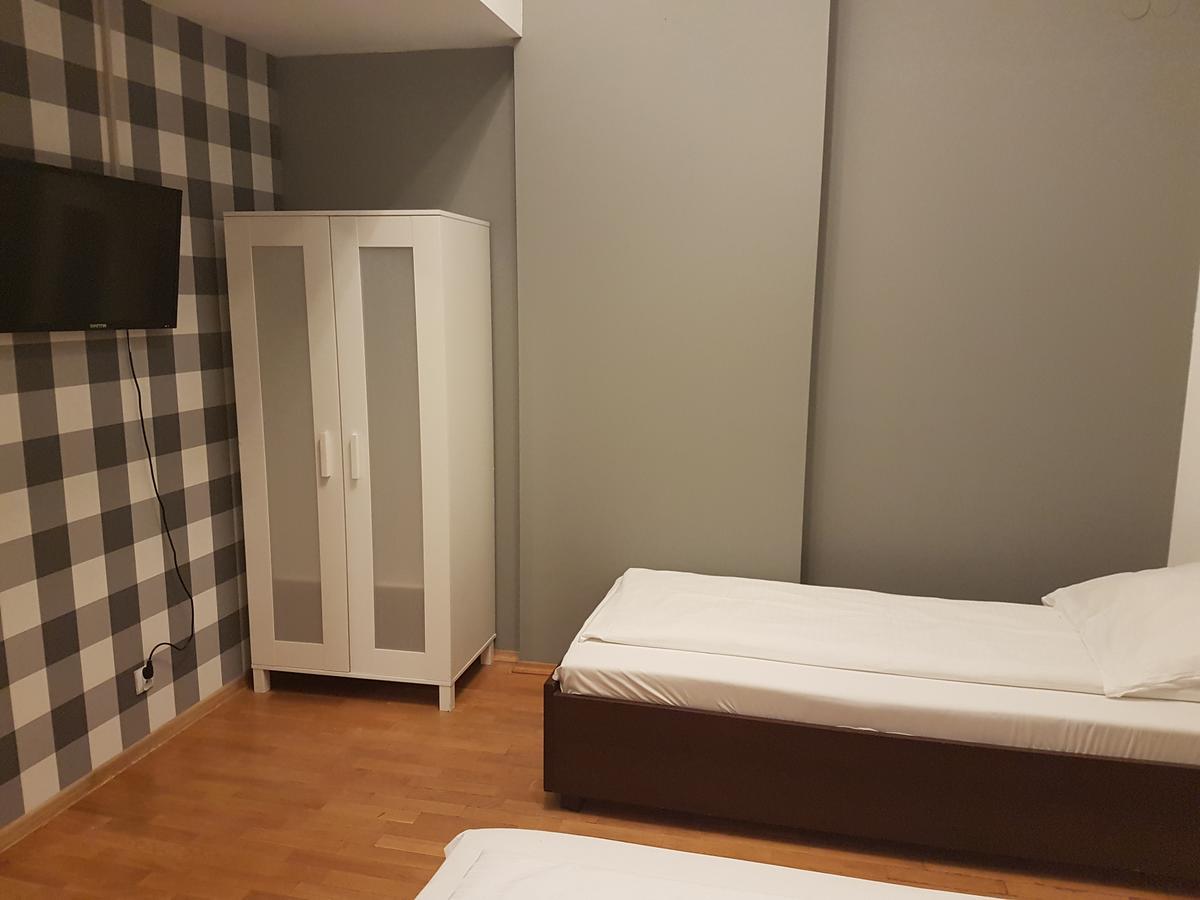 Duszka Hostel Warschau Buitenkant foto